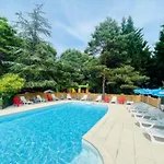 Cosy Avec Terrasse Pour 4 Personnes - Api-1-52-919 Parque de Campismo Camon (Languedoc-Roussillon)