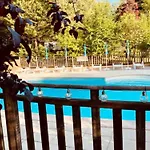 Cosy Avec Terrasse Pour 4 Personnes - Api-1-52-919 *