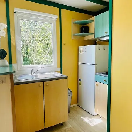 Cosy Avec Terrasse Pour 4 Personnes - Api-1-52-919 مكان تخييم