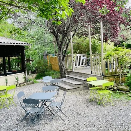 Campingplatz Cosy Avec Terrasse Pour 4 Personnes - Api-1-52-919 *