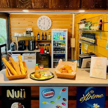 אתר קמפינג Cosy Avec Terrasse Pour 4 Personnes - Api-1-52-919