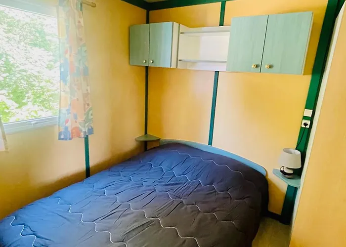 Cosy Avec Terrasse Pour 4 Personnes - Api-1-52-919 אתר קמפינג *