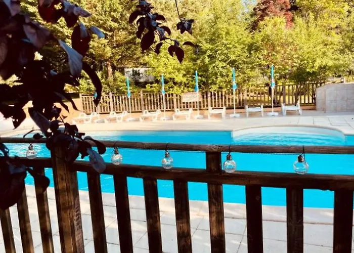 Cosy Avec Terrasse Pour 4 Personnes - Api-1-52-919 *