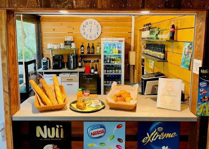 אתר קמפינג Cosy Avec Terrasse Pour 4 Personnes - Api-1-52-919